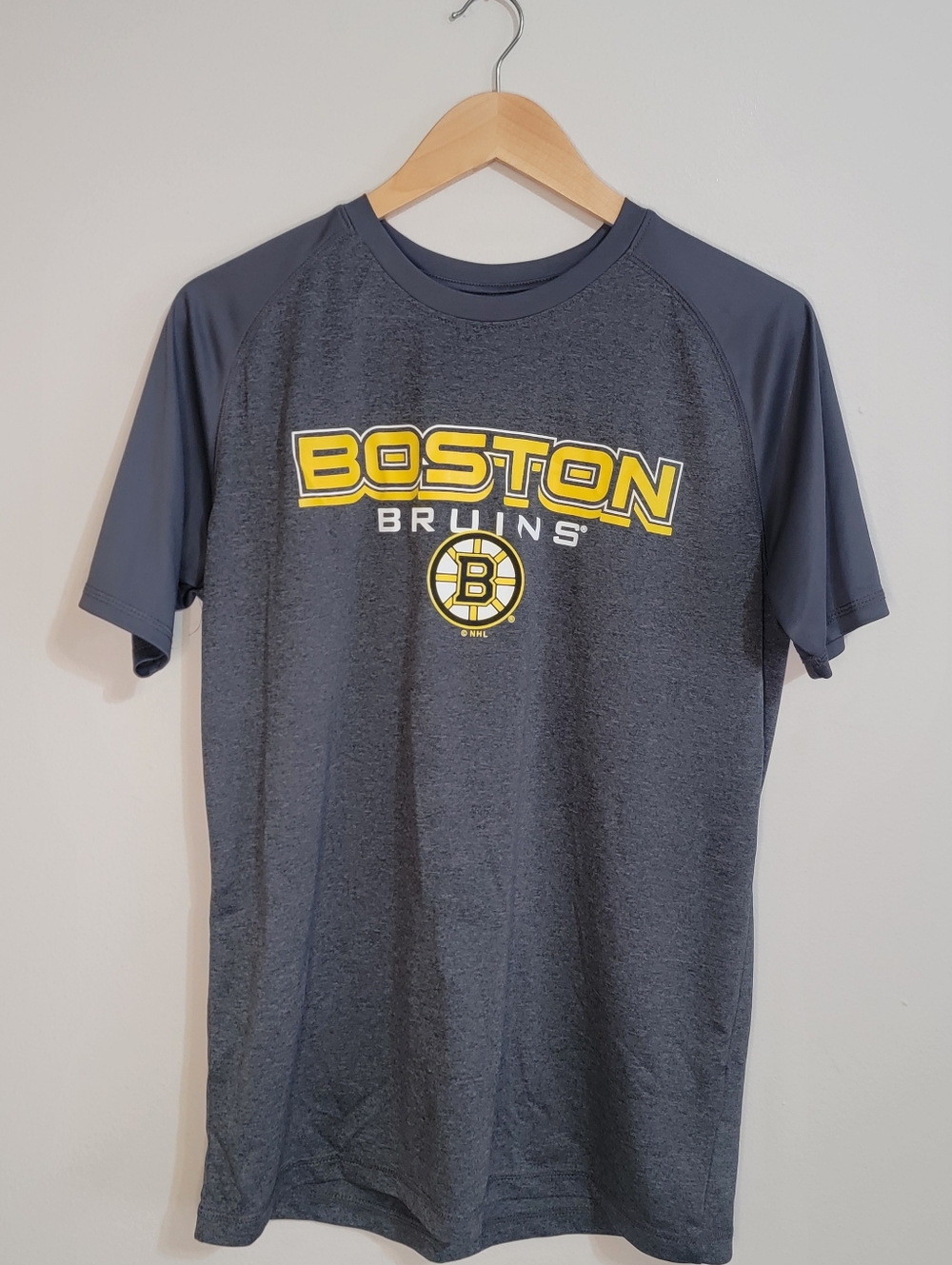 NHL Boston Bruins Gray and Yellow Short Sleeve Tee